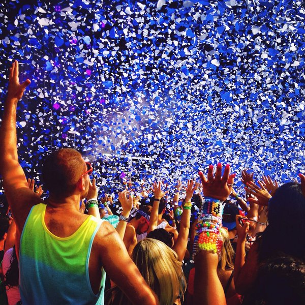 Comment marier des bottines à franges avec des tenues de festival?